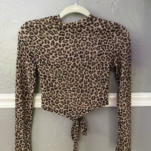 Papaya animal print longsleeve crop 🐆